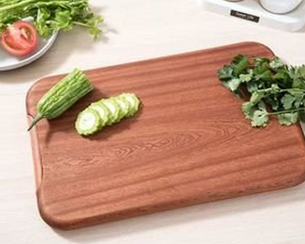 湖北產(chǎn)家用菜板超實用！實木材質(zhì)抗菌耐砍，廚房好幫手點亮幸福三餐